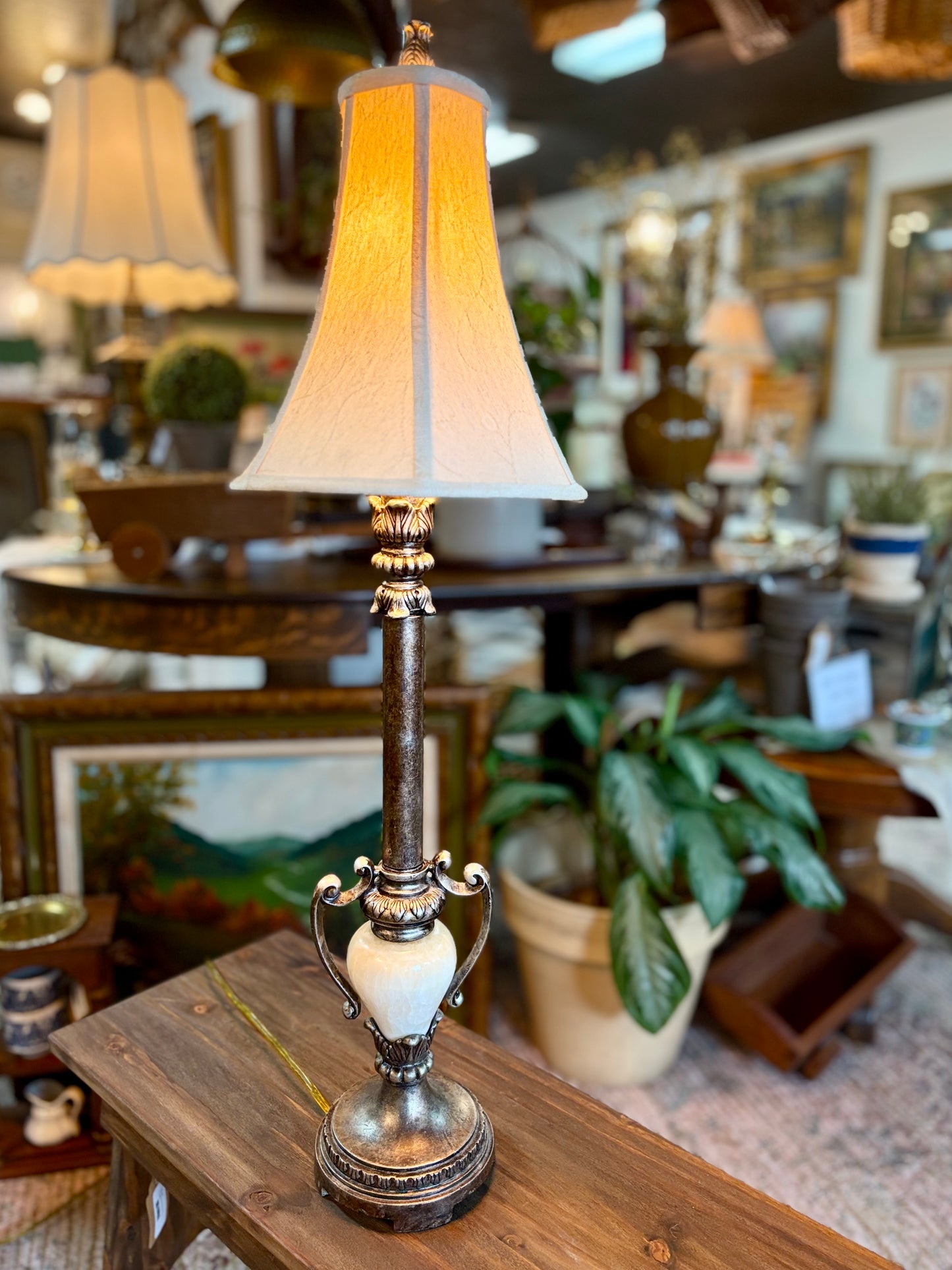 Lamp With Onyx Accent (with shade) 36"