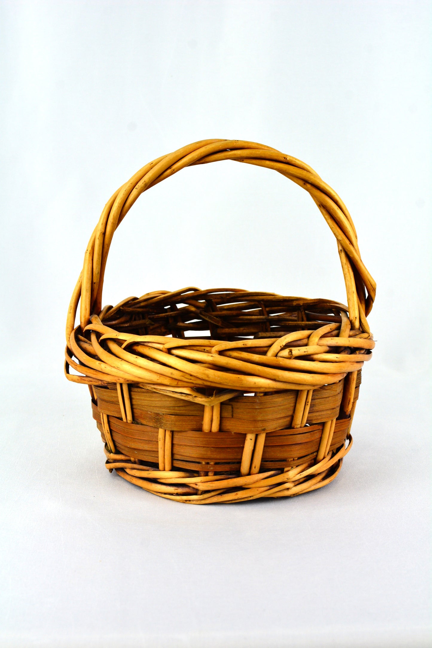 Basket 016