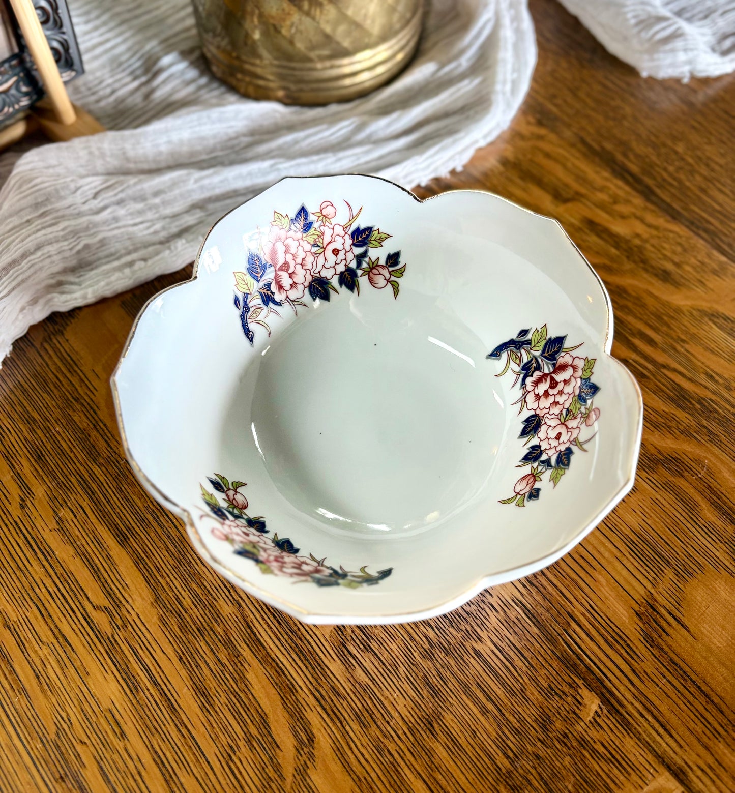 Vintage Imari Porcelain Lotus Bowl