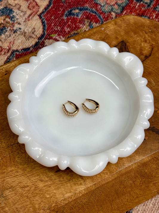 Oval Pearl Gold Huggie Hoop