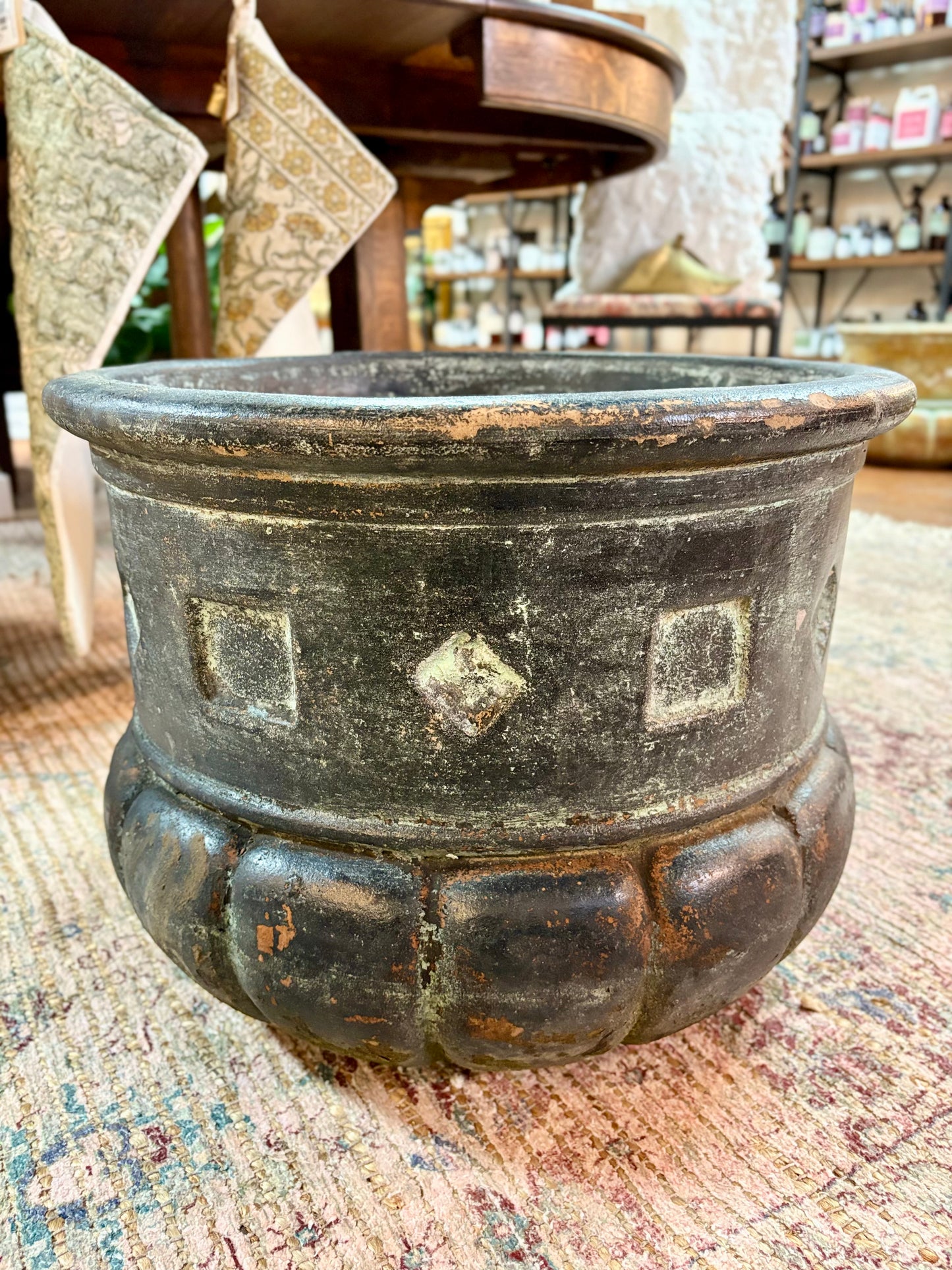 Large Planter with Square & Diamond Detail
