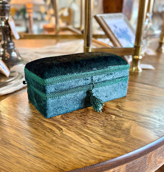 Green Velvet Jewelry Box