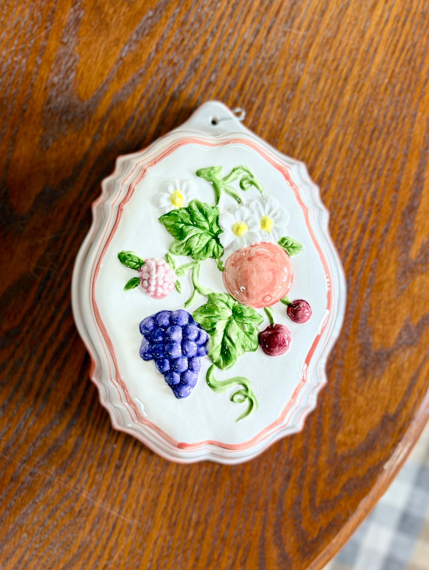 Vintage Fruit Jello Mold w/Peach Trim