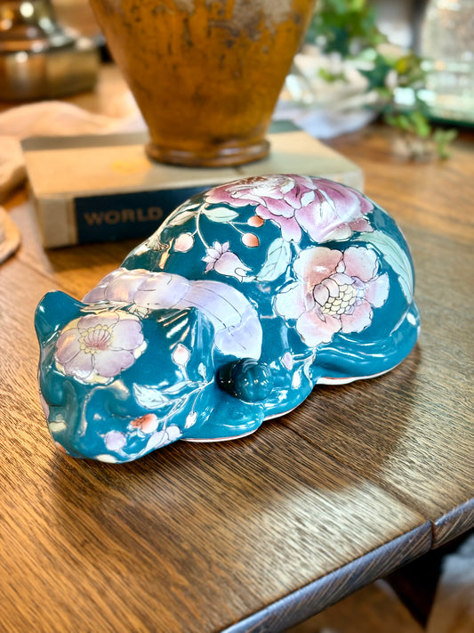 Vintage Chinoiserie Rose Medallion Sleeping Cat