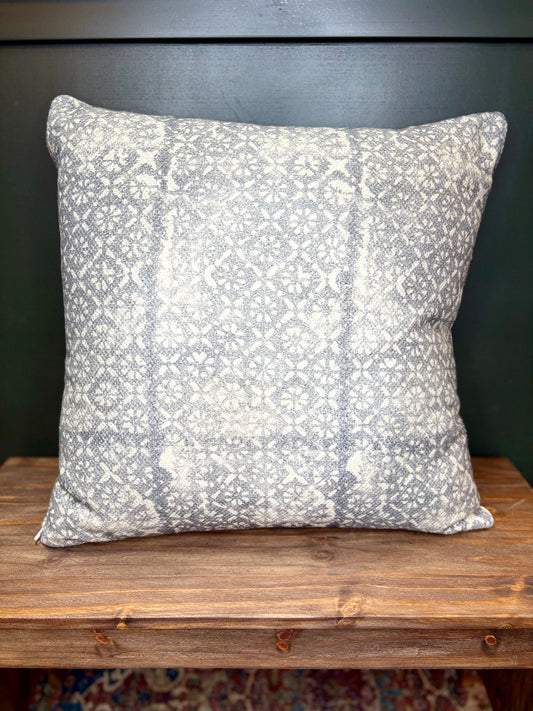 Diamond Floral Thick Weave 22" Pillow Cover