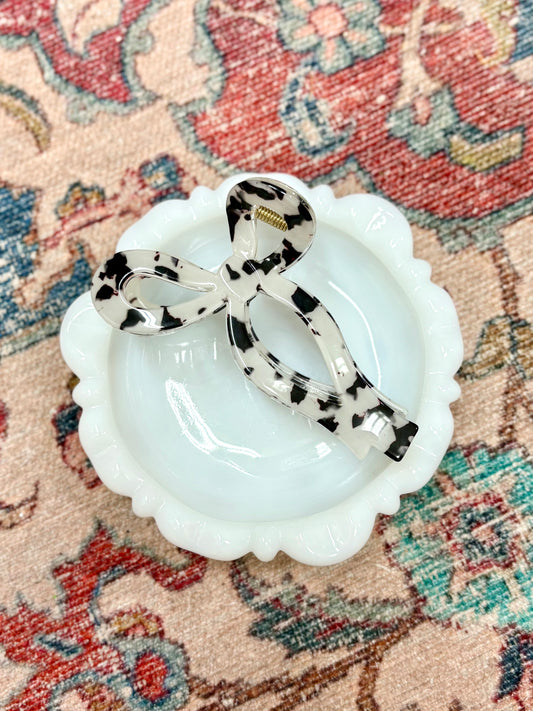 Black/White Bow Claw Clip