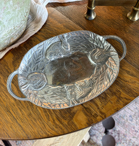 Cast Aluminum Bunny Tray