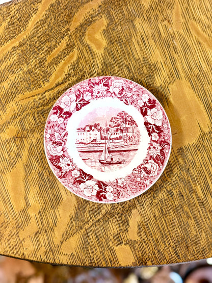 Red & White Lady Place Palissy Pottery Saucer 5.25"