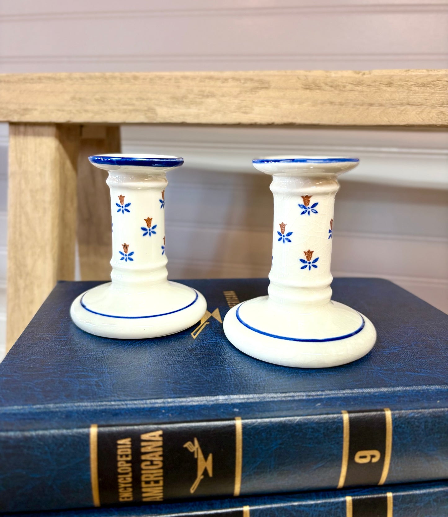 Vintage Country Field Candleholder