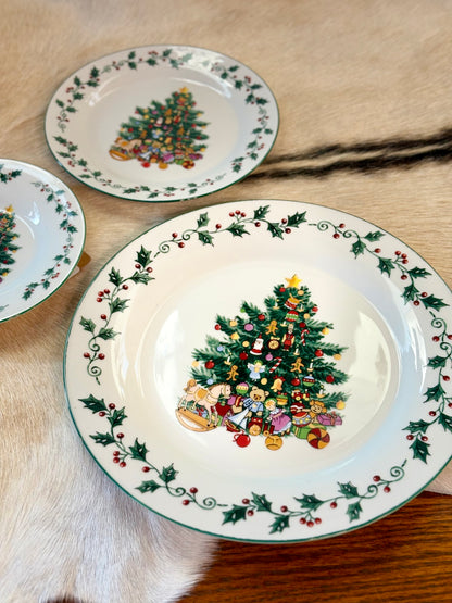 Gibson Christmas Dinnerware