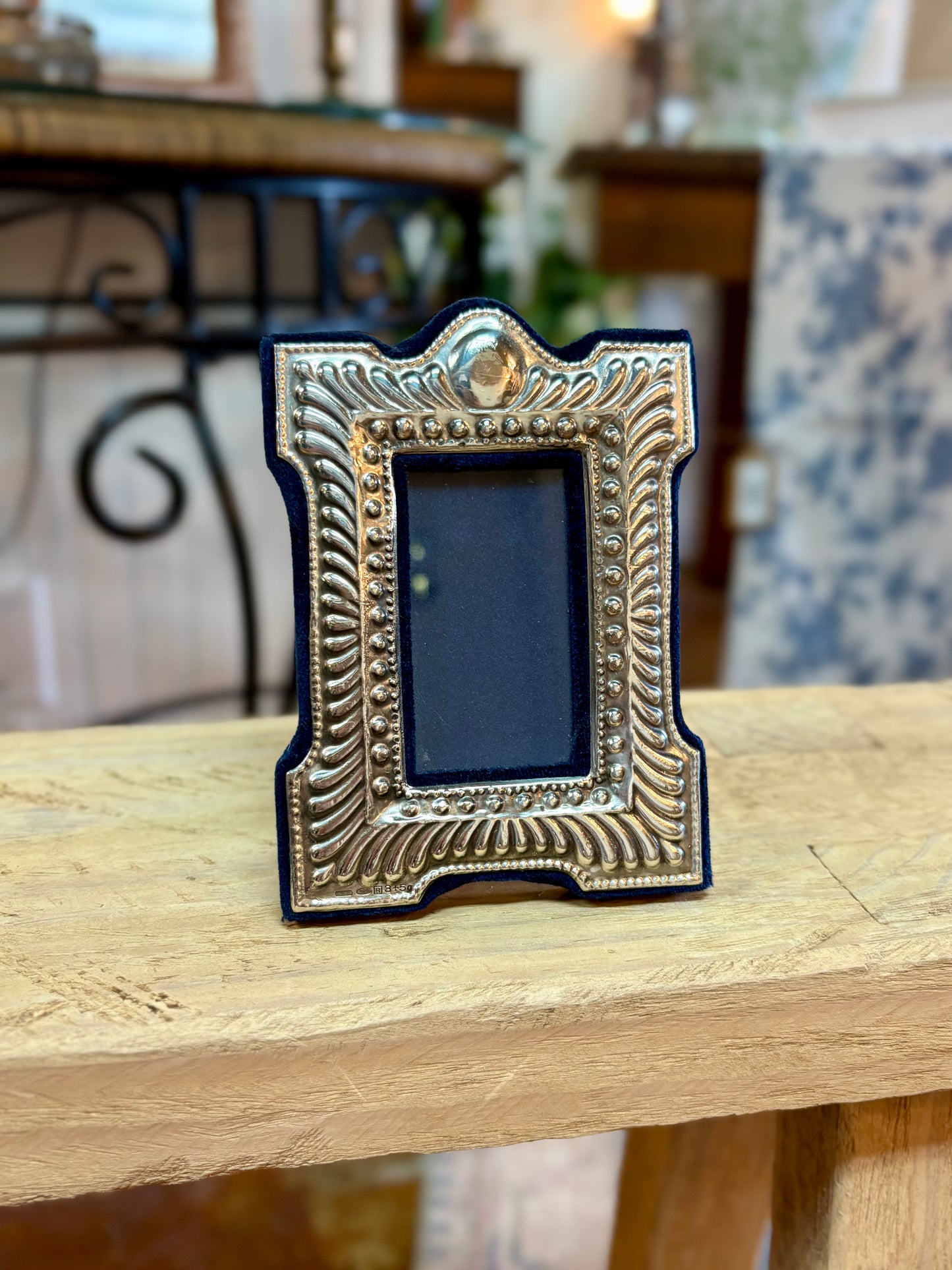 Silver with Blue Velvet 1.5x2.25 Frame