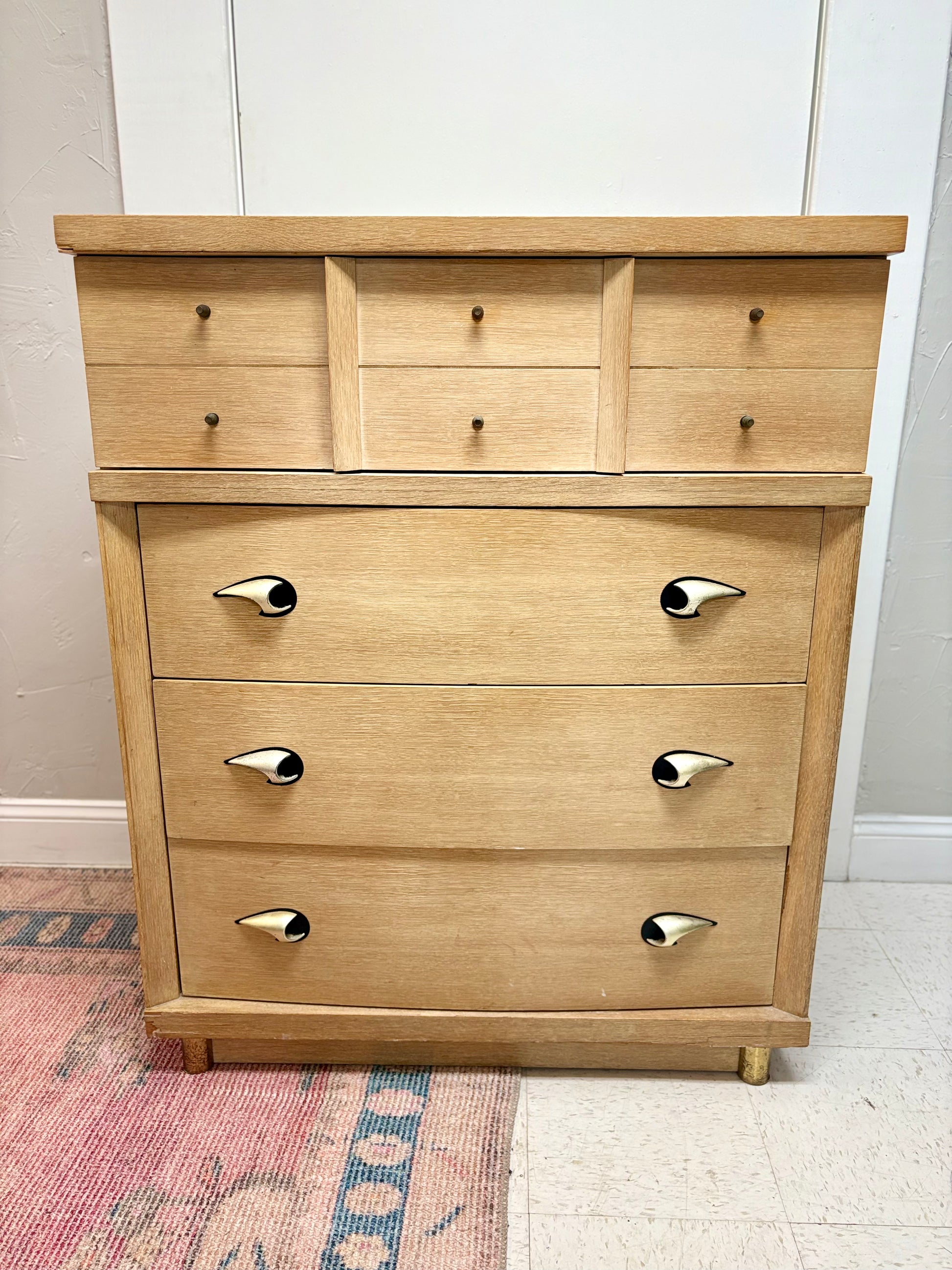 Vintage Harmony House Dresser – Nostalgia's Vintage Harmony House Dresser – Nostalgia's