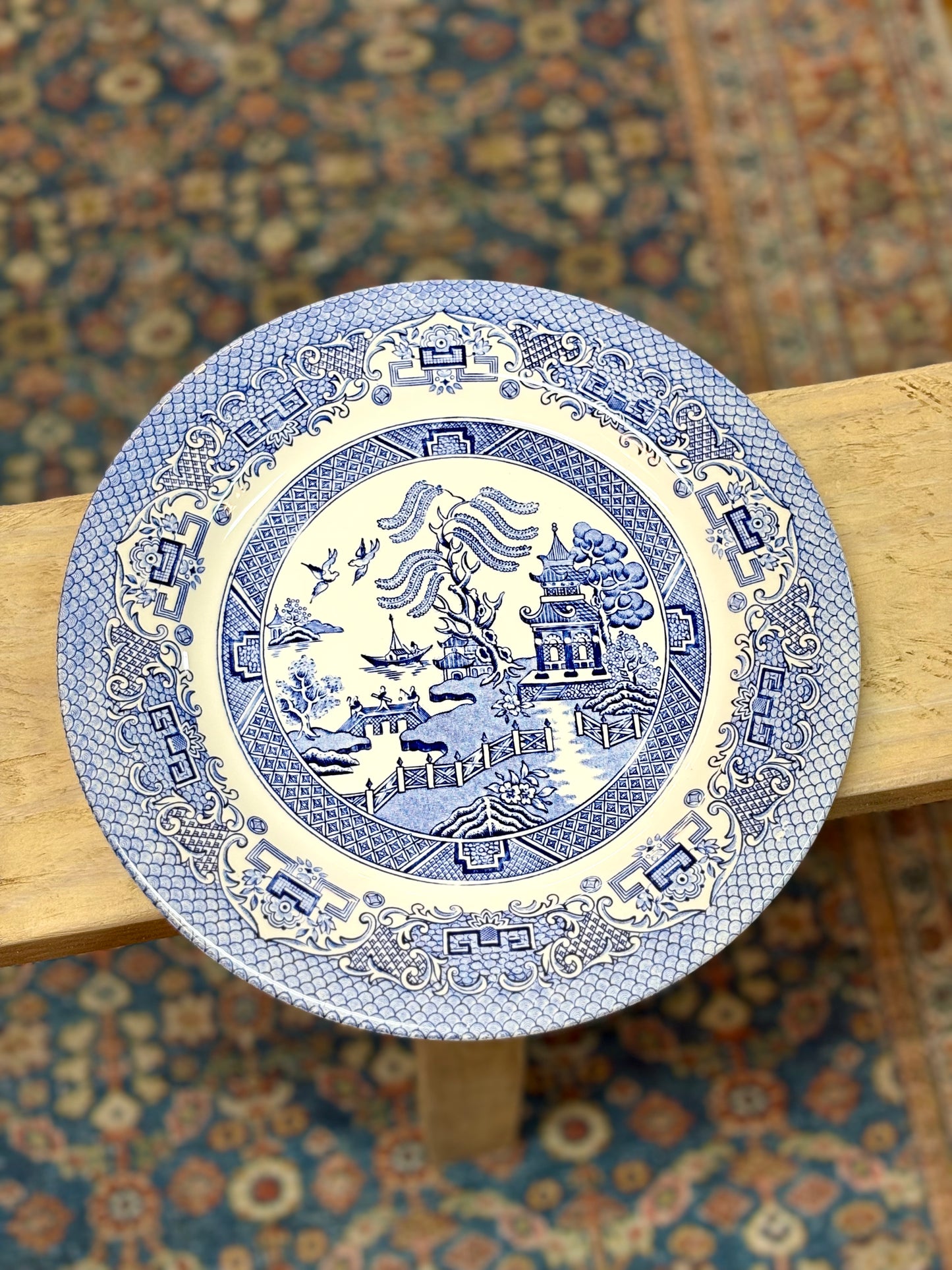 EIT England Blue Willow Dinner Plate 10.5"