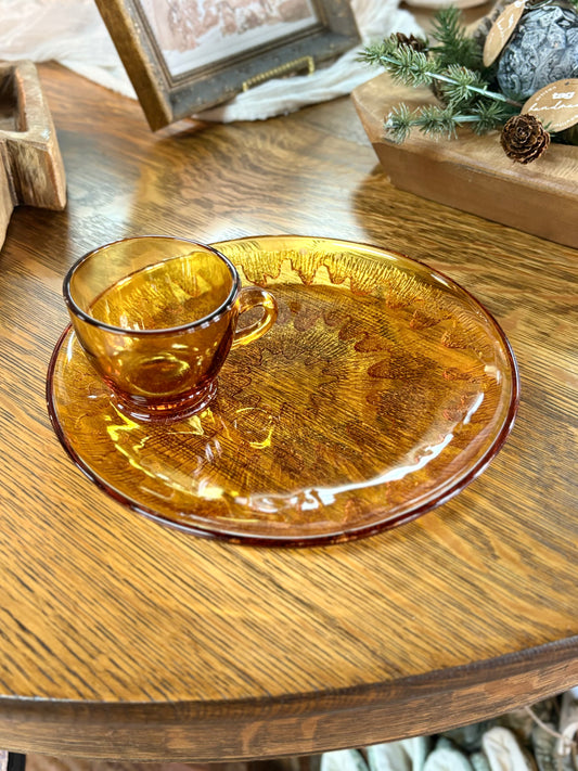 Amber Cup with Tray