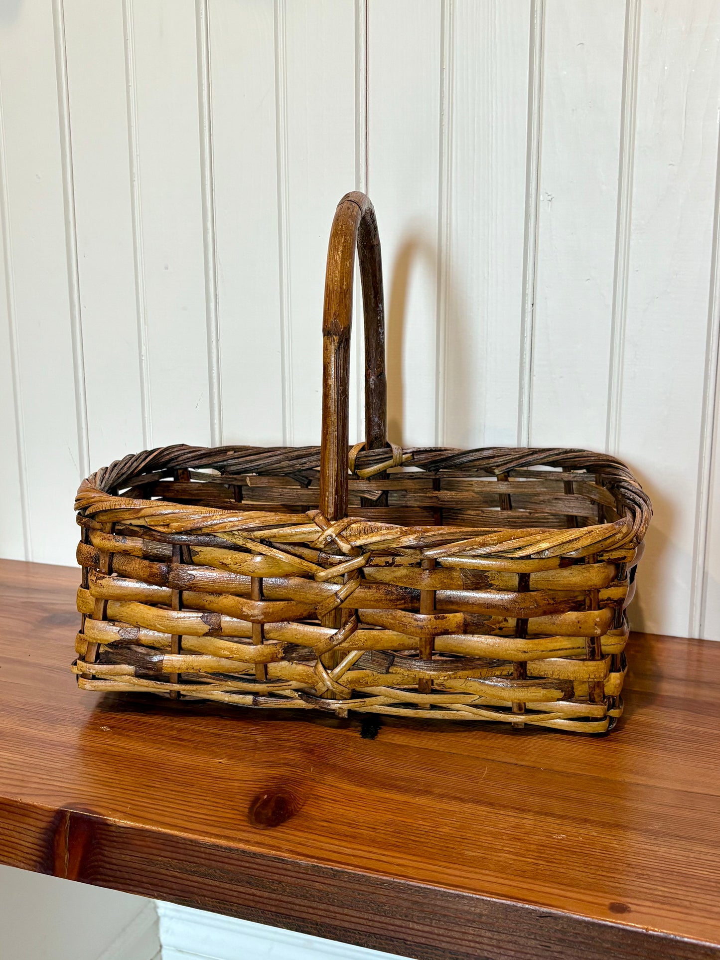 Basket 074